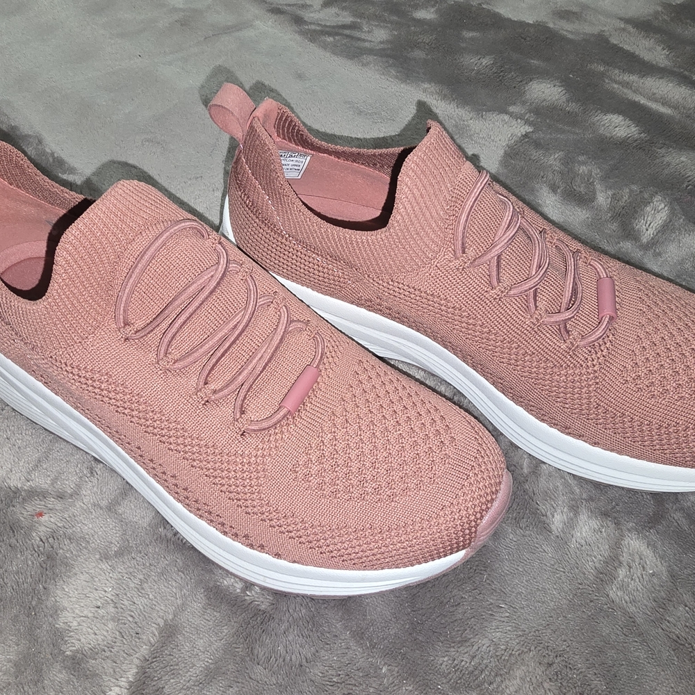 Skechers Women’s Slip-On Knit Sneakers - Rose Pink